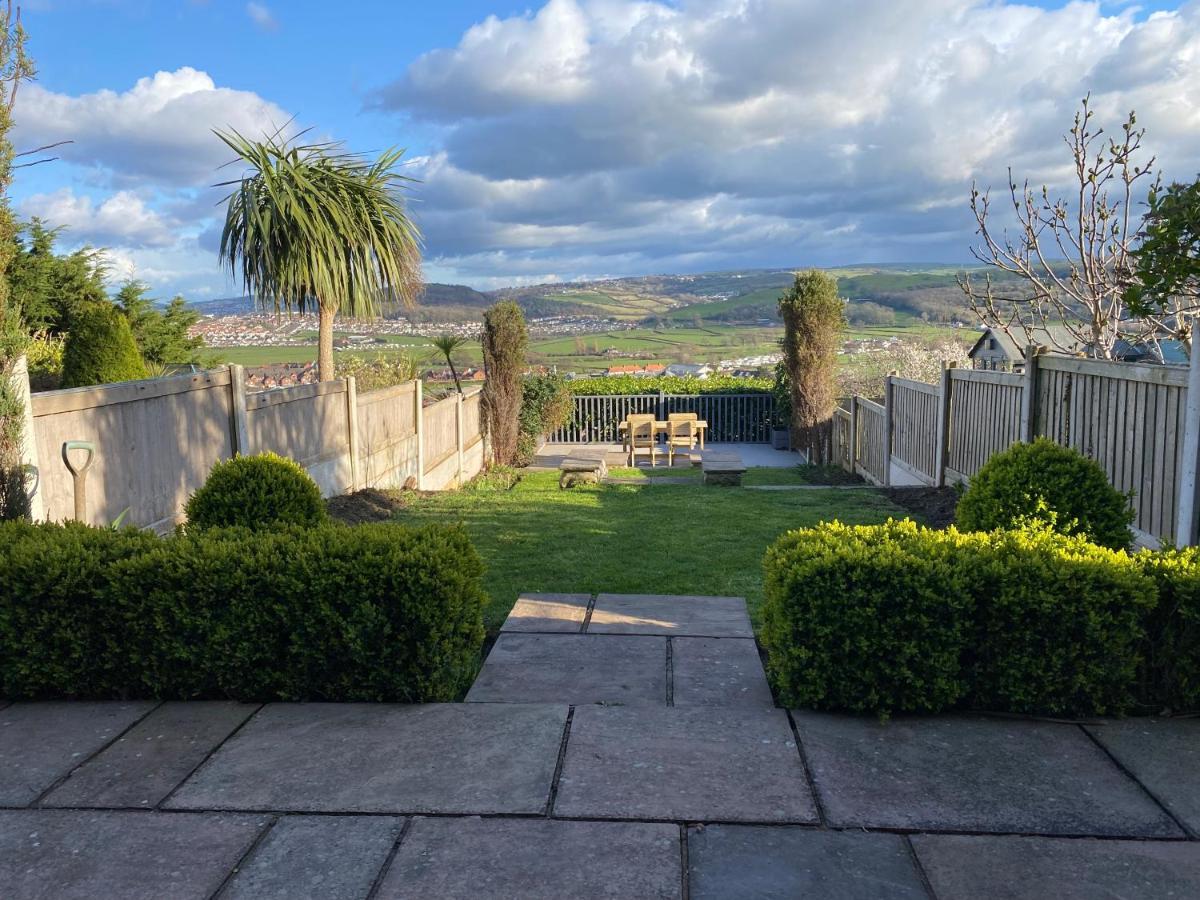 فيلا Llandudno Boutique Style Seaside Retreat With Stunning Views Rhôs-on-Sea المظهر الخارجي الصورة